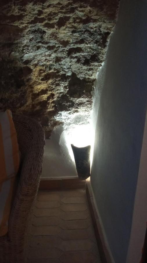 הוילה Setenil De Las Bodegas Casa Enrocada מראה חיצוני תמונה